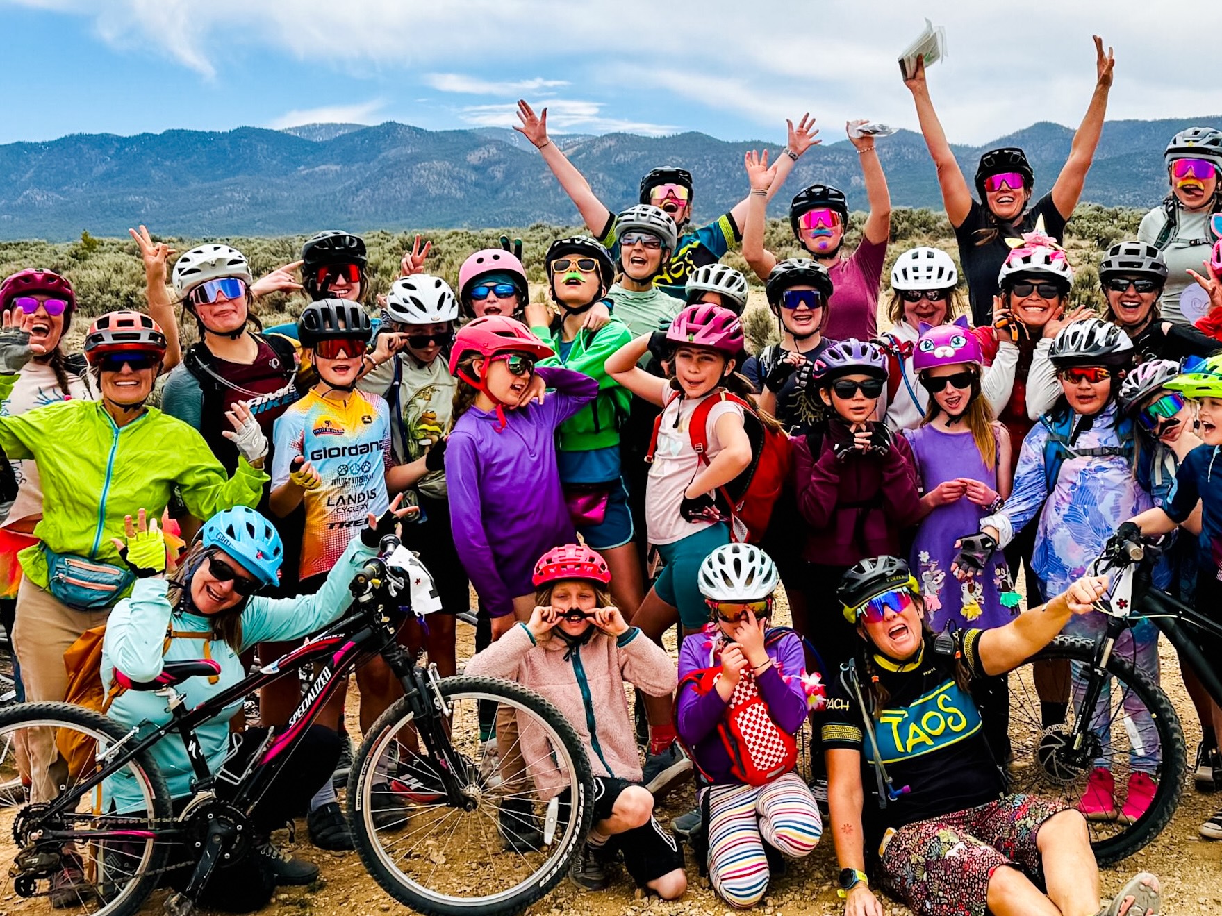 Girls-Day-group-scaled 6